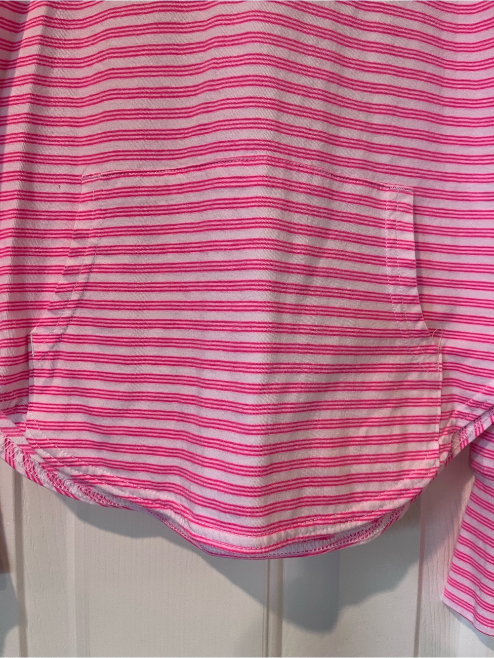 Vineyard Vines Girls size M Striped Pink Hooded Pullover with Kangaroo Pocket - Picture 2 of 9